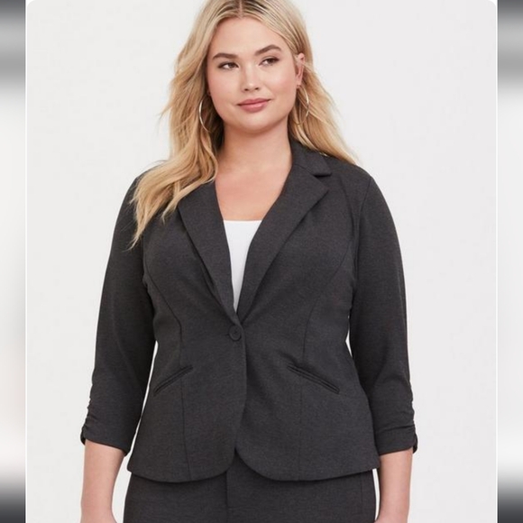 Torrid Studio Ponte Tailored Fit Blazer Size 2 Plus Size - Picture 2 of 8